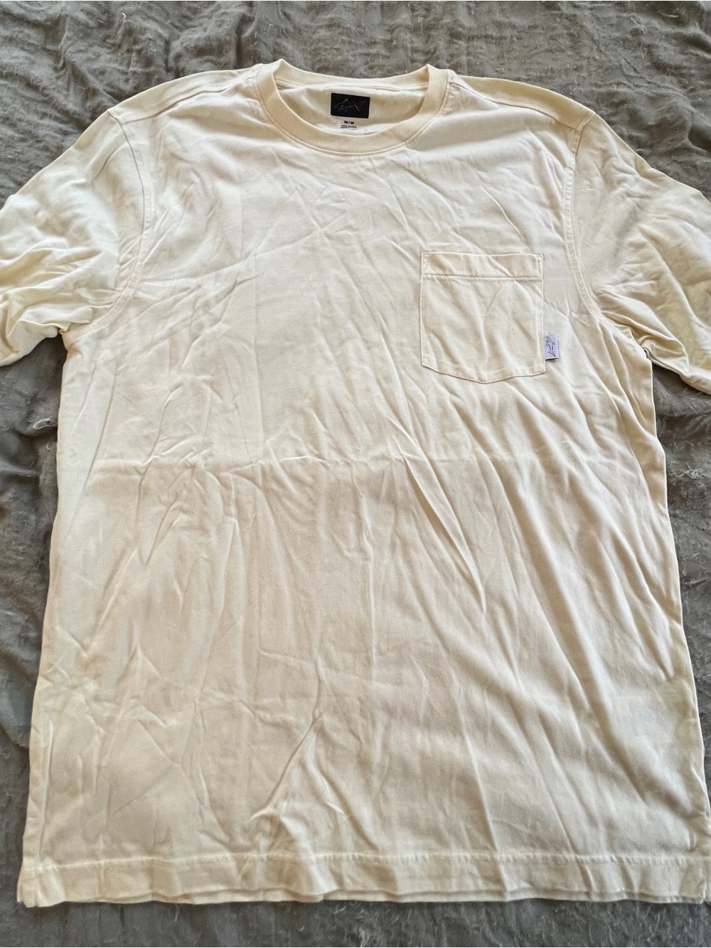 Greg Norman Men’s Preppy Pastel Yellow Casual Golf Pocket Cotton T-Shirt Size M